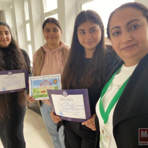 Trei elevi din Botoșani au obținut mențiuni la Concursul Național de Creație Literară în Limba Rromani