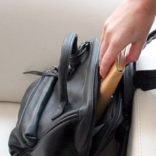 Femeie din Baia de Criș, jefuită în spital