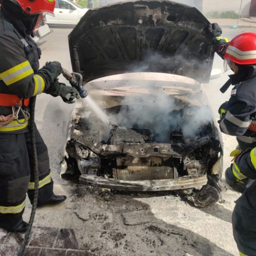 Incendiu la un autoturism în Fundu Moldovei