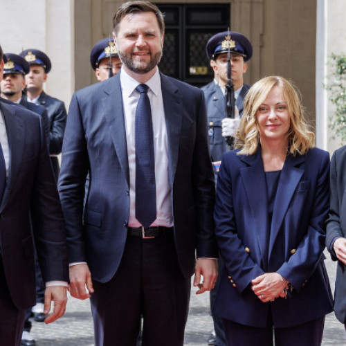 JD Vance se întâlnește cu Ursula von der Leyen și Giorgia Meloni pentru relansarea negocierilor comerciale