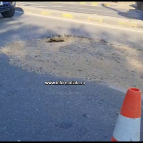 Accident rutier la Patrauti din cauza unei gropi în asfalt