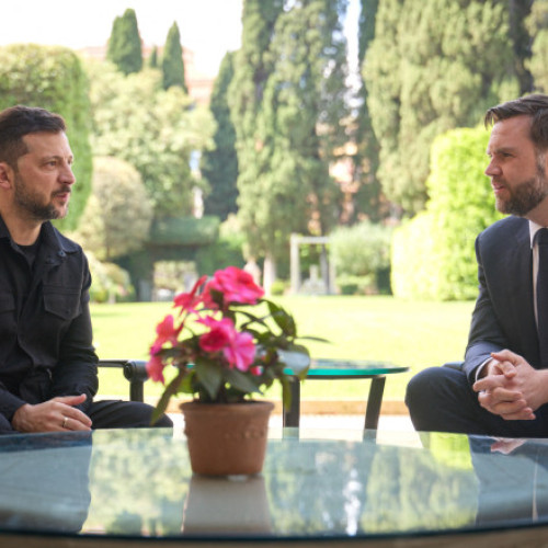 Zelenski solicită un armistițiu complet în întâlnirea cu oficialii americani la Roma