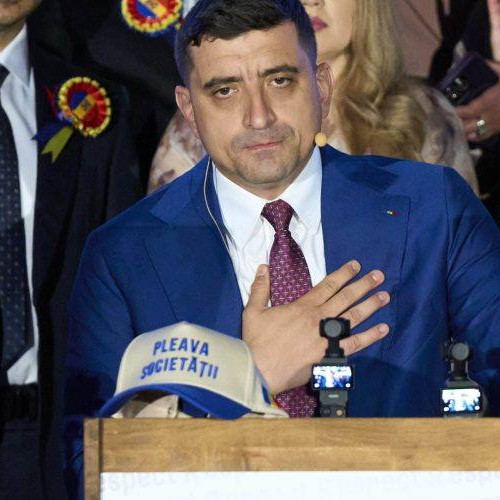 George Simion își felicită contracandidatul, Nicușor Dan