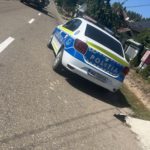Bărbat fără permis, oprit de poliție după o plimbare riscantă