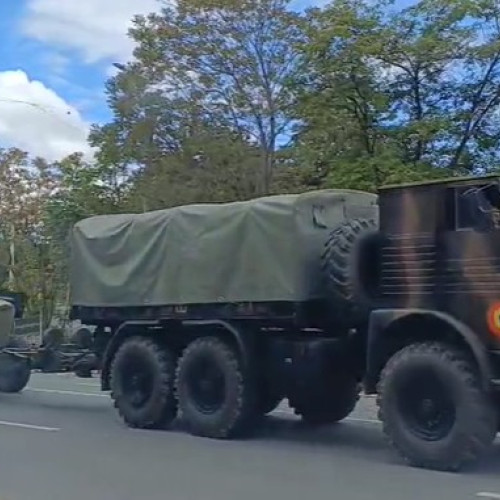 Convoi militar provoacă panică în Botoșani