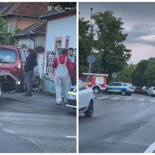 Accident spectaculos în cartierul Andrei Mureșanu: o mașină proiectată în gardul unei case după o neacordare de prioritate