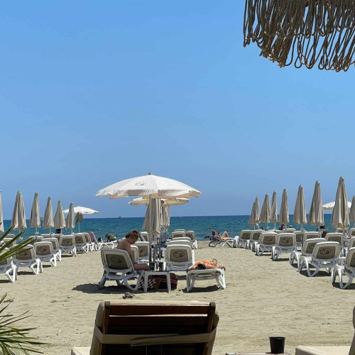 Litoralul pentru toți 2025: Românii se pot caza pe litoral cu 44 de lei pe noapte