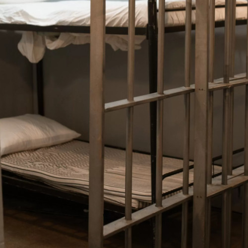 Agresiune în orașul Pancota: Un bărbat, reținut pentru violență în familie