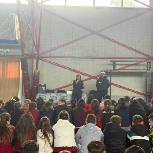 Elevii din Darabani învață despre siguranța în trafic