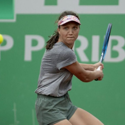 Miriam Bulgaru avansează în calificările la Roland Garros