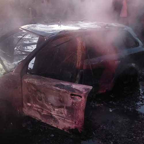 Incendiu la un autoturism în Vlasinesti