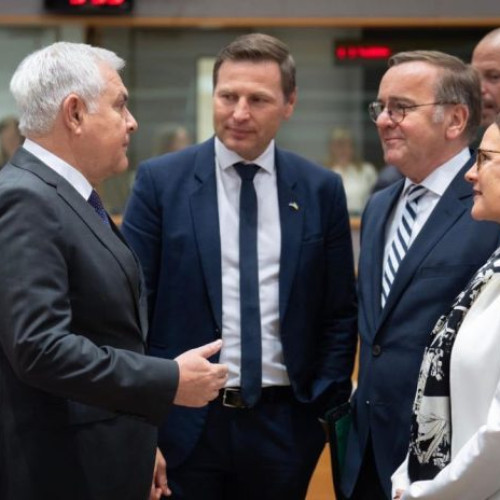 Ministrul apărării naționale, Angel Tilvar, participă la Consiliul UE pentru Afaceri Externe