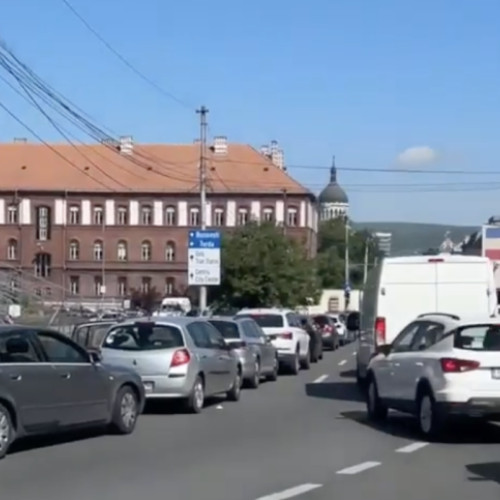 Aglomerația pe Calea Turzii din cauza parcării pline