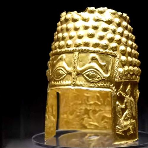 Furtul tezaurului dacic din Muzeul Drents, comandat din România