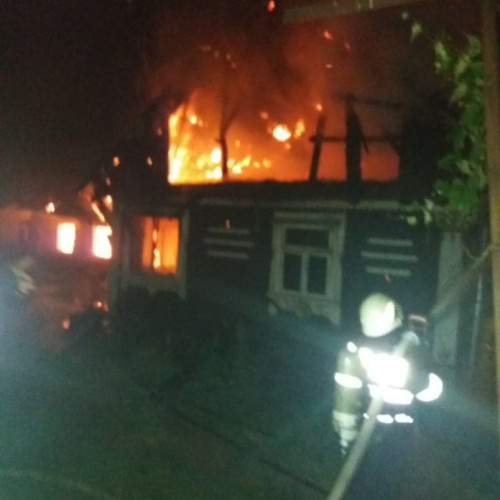 Incendiu devastator la Liteni, pagube de 100.000 lei