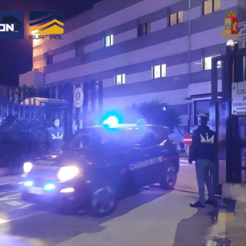 Marea acțiune a autorităților împotriva mafiei 'Ndrangheta