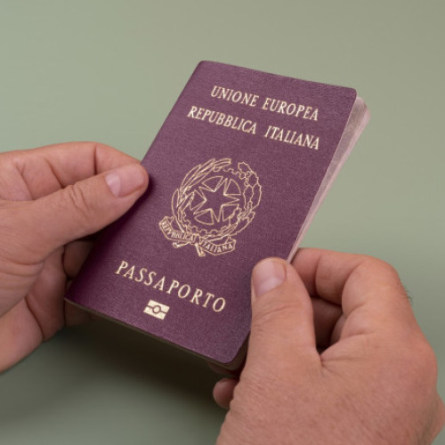 Italia înăsprește regulile pentru obținerea pasaportului italian