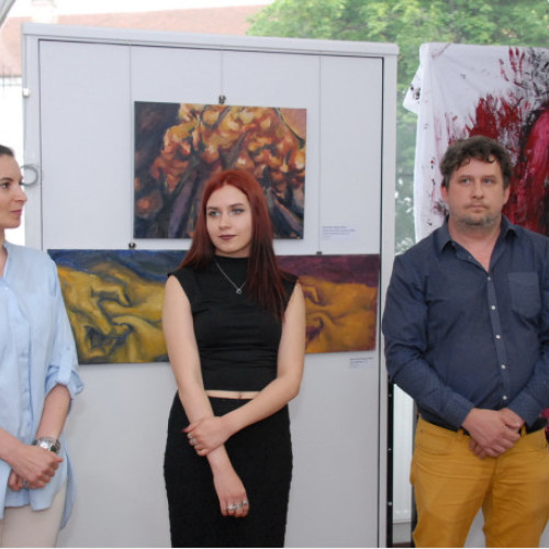 Vernisajul expoziției "Fragmente organice" la Muzeul Orașului Oradea