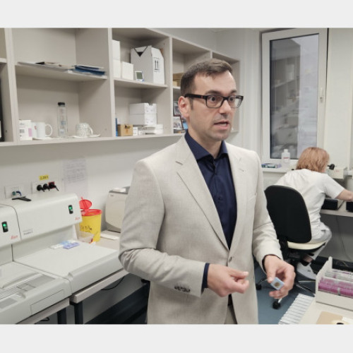 Dotarea laboratorului de anatomie patologica din Bihor cu echipamente moderne