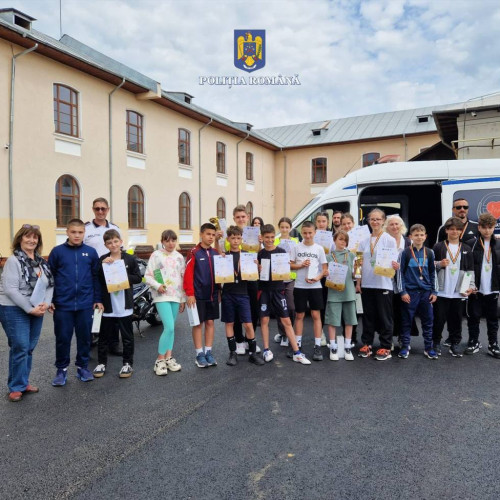 Concursul tematic "BIKE" pentru promovarea siguranței rutiere în Târgu Jiu