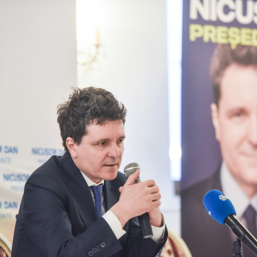 Nicușor Dan anunță discuții pentru formarea Guvernului