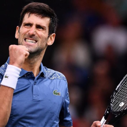 Novak Djokovici își sărbătorește ziua de naștere cu victorie