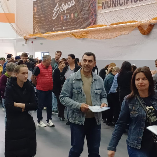 Bursa Generala a locurilor de munca atrage 594 de participanti la Botosani