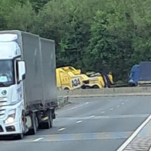 Trafic îngreunat pe DN1 în apropierea localității Izvorul Crișului