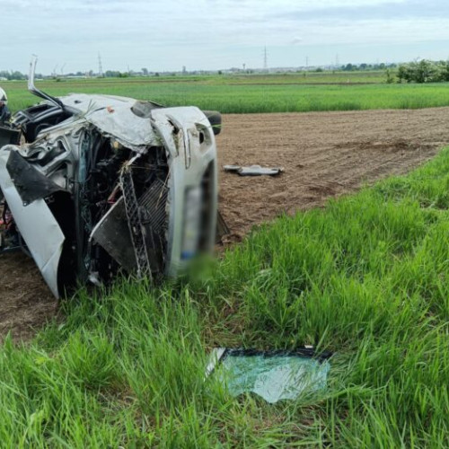 Accident rutier grav în Rădăuți: șofer de 76 de ani, incarcerat