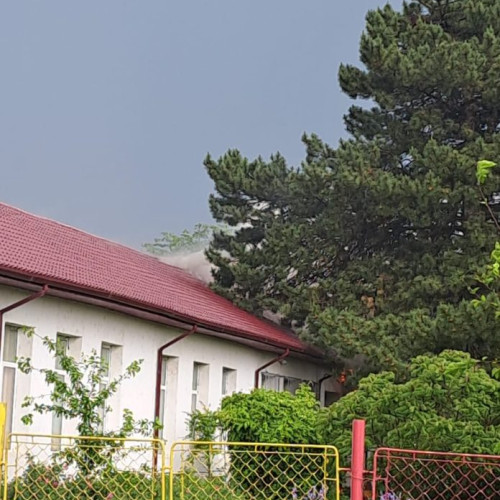 Incendiu la școala din Mirceștii Noi