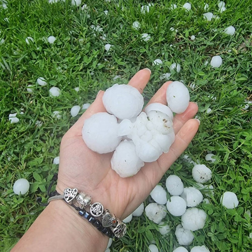 O furtună puternică a afectat orașul Găești