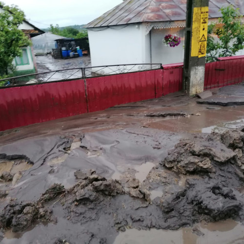 Ploile torentiale afectează județul Botoșani