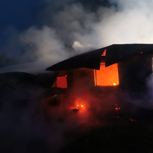 Incendiu devastator la o locuință din Santa Mare