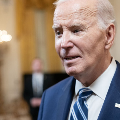 Joe Biden participă la absolvirea nepotului său după diagnosticarea cu cancer
