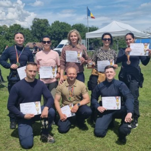 Plutonierul major Mihaela Vorniceanu, pe podium la Campionatul de Tir al M.A.I.
