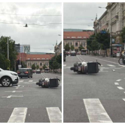 Accident rutier în Cluj-Napoca, un motociclist rănit