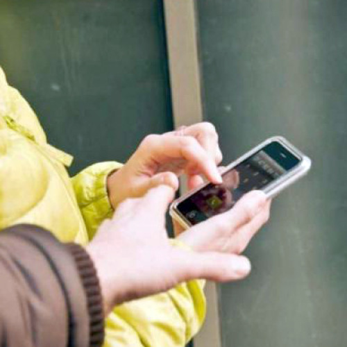 Talharul condamnat pentru furtul unui telefon mobil al unui minor