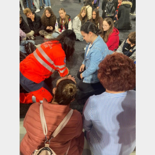 Oradea Arena: Curs de prim-ajutor cu peste două mii de participanți