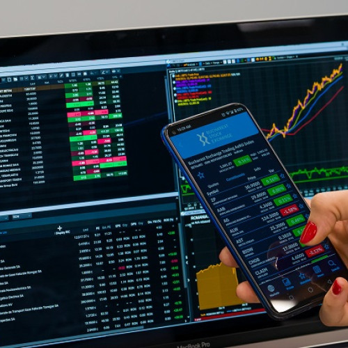 Bursele au scăzut după amenințările lui Trump