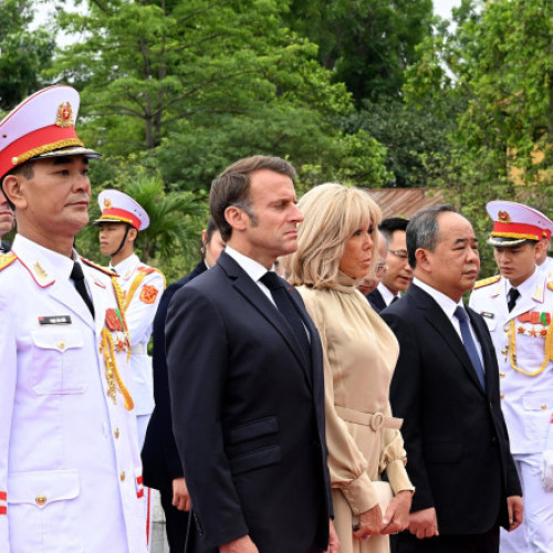 Macron subliniază cooperarea cu Vietnamul într-o vizită în Asia de Sud-Est
