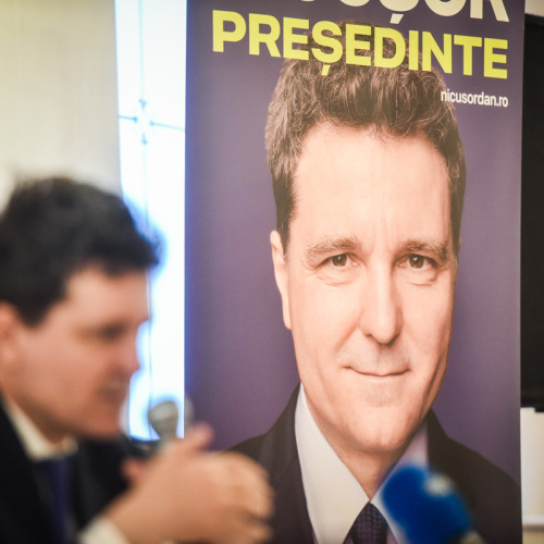 Nicușor Dan preia mandatul de președinte al României