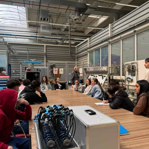 Elevi din Alba vizitează companii locale