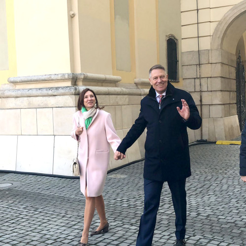 Klaus Iohannis a lipsit de la ceremonie, iar Traian Băsescu a fost prezent