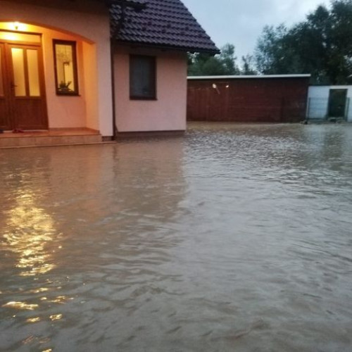 Avertizări de inundatii emise pentru județul Brașov