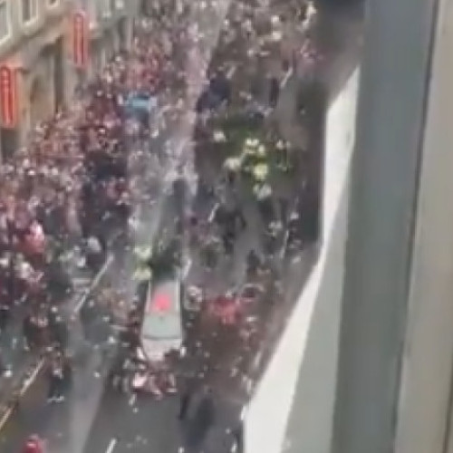 Incident grav în Liverpool, după celebrarea câștigării campionatului