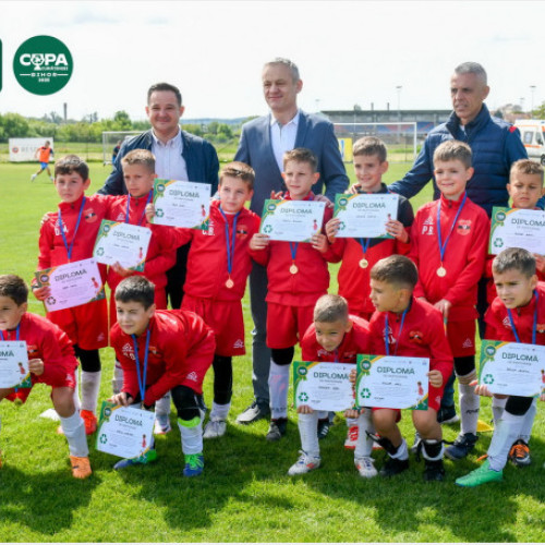 Zeci de meciuri și acțiuni de igienizare în cadrul concursului "Cupa curățeniei în Bihor"