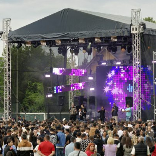 Mega Show de muzică la stadionul din Buftea