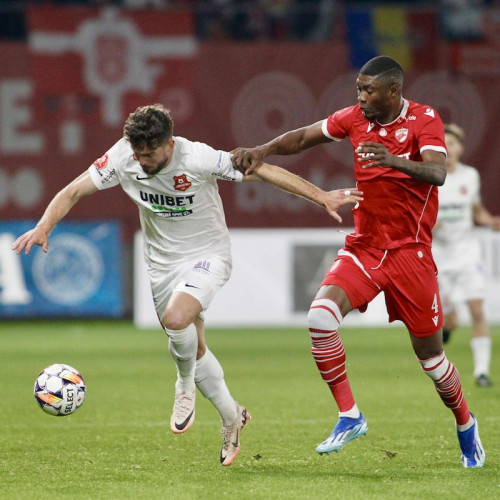 Ianis Stoica, între Dinamo București și o echipă din Orientul Mijlociu