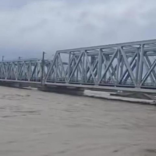 Autoritățile alertate din cauza vremii severe în Vrancea