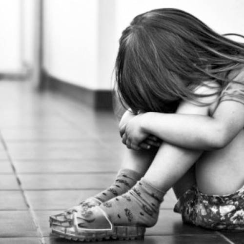 Minorii ținuți închiși de tată: condamnare și apel